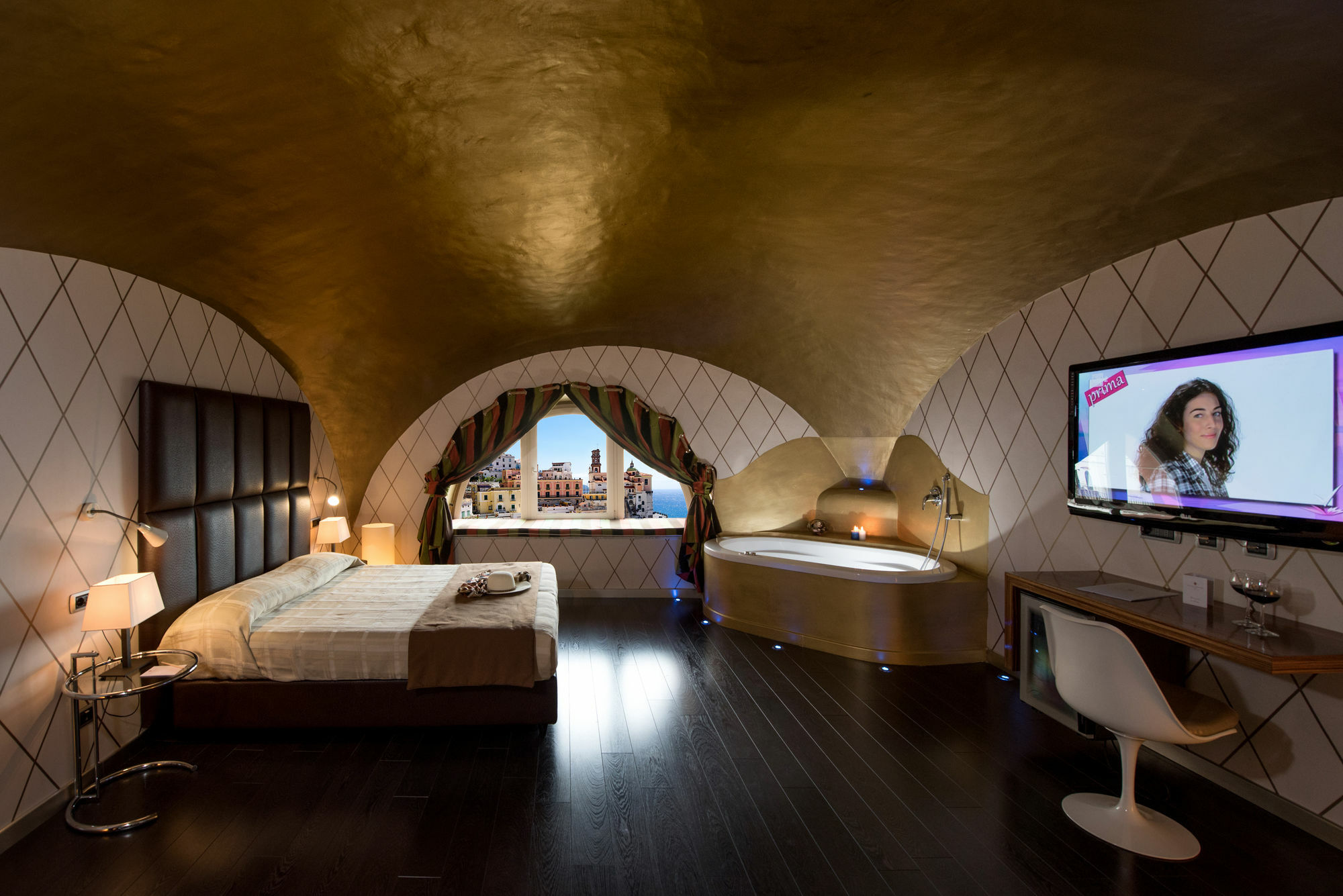 Palazzo Ferraioli - & Wellness Hotel